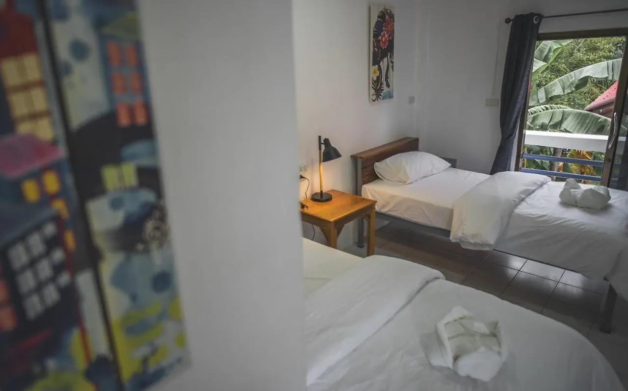 La Latina Koh Tao Hotel 0*,  Tailandia